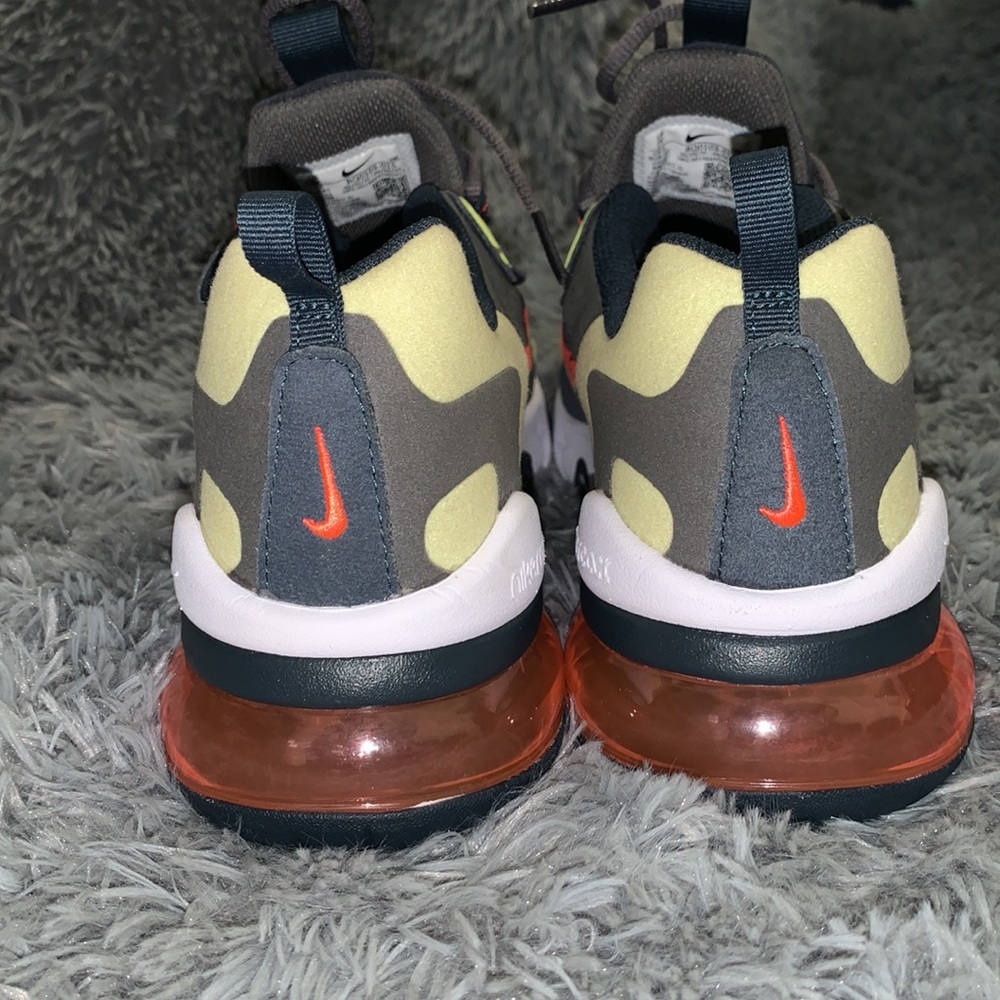 Nike Air Max React 270 7Youth/Womens 8.5 - Picture 5 of 15